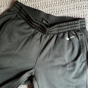 NIKE DRY FIT  straight sweatpants